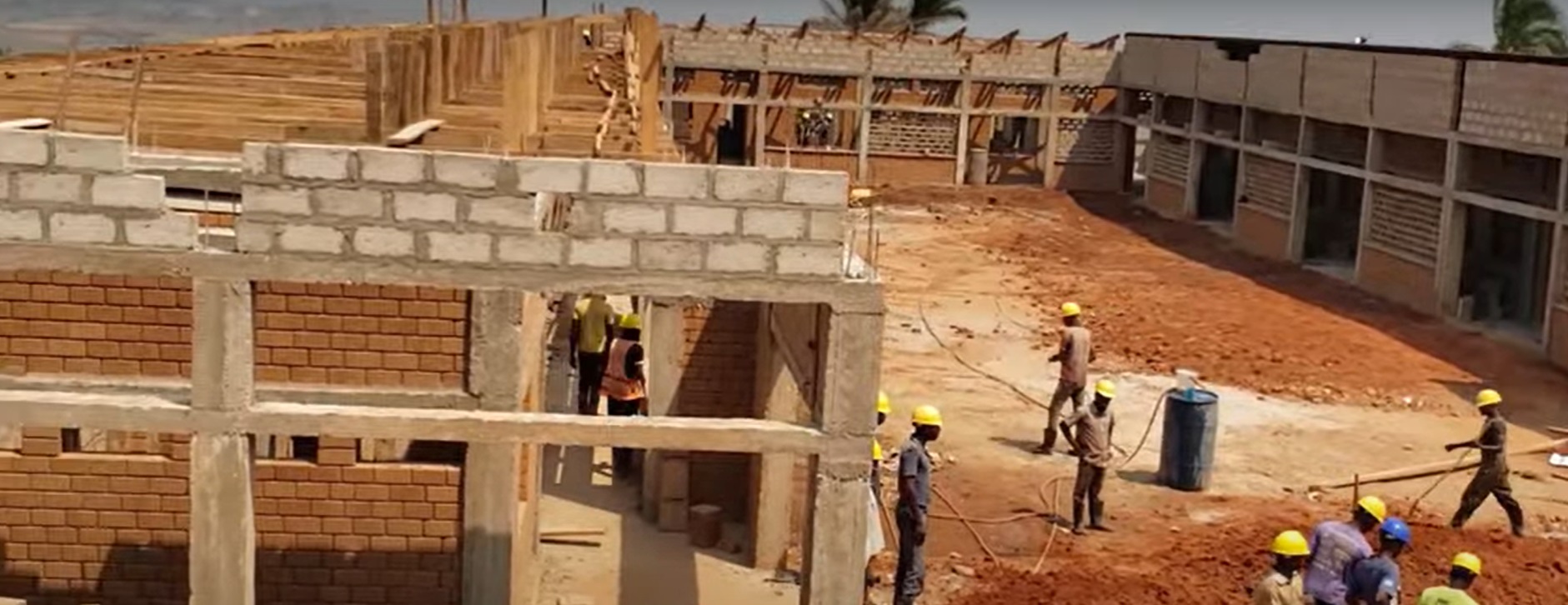 Fatshi construit à Kabeya Kamuanga. Reportage de Placide NTUMBA KASANDA sur KASAI NEWS